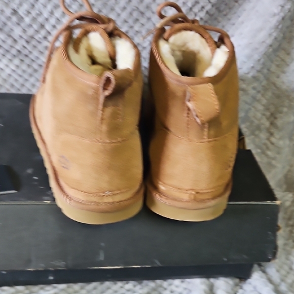 UGG Men's Brown Chukka Boots - Picture 5 of 9